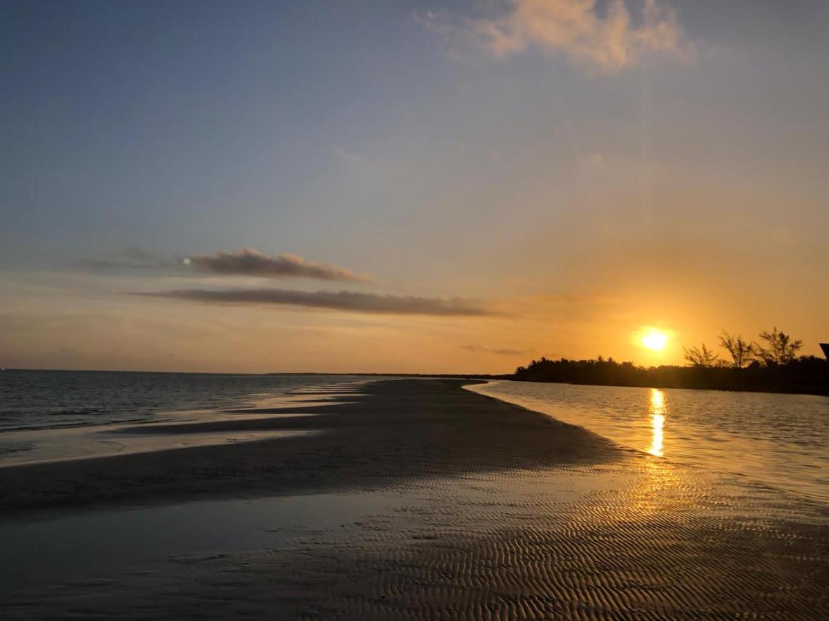 Hotel And Beach Club Escape Holbox Exterior foto