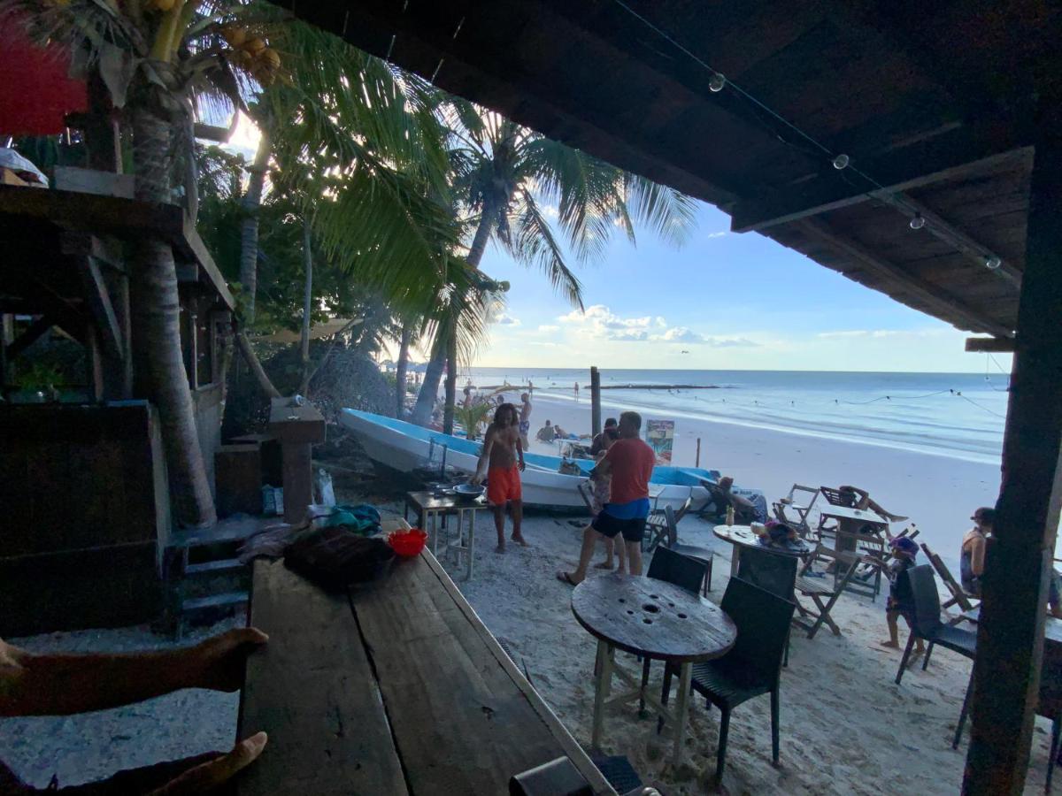 Hotel And Beach Club Escape Holbox Exterior foto